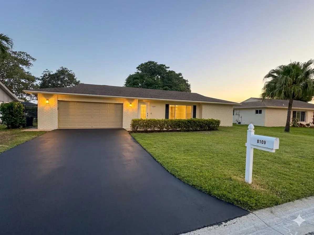 IMG_6931 at 8109 NW 94th Avenue, Tamarac