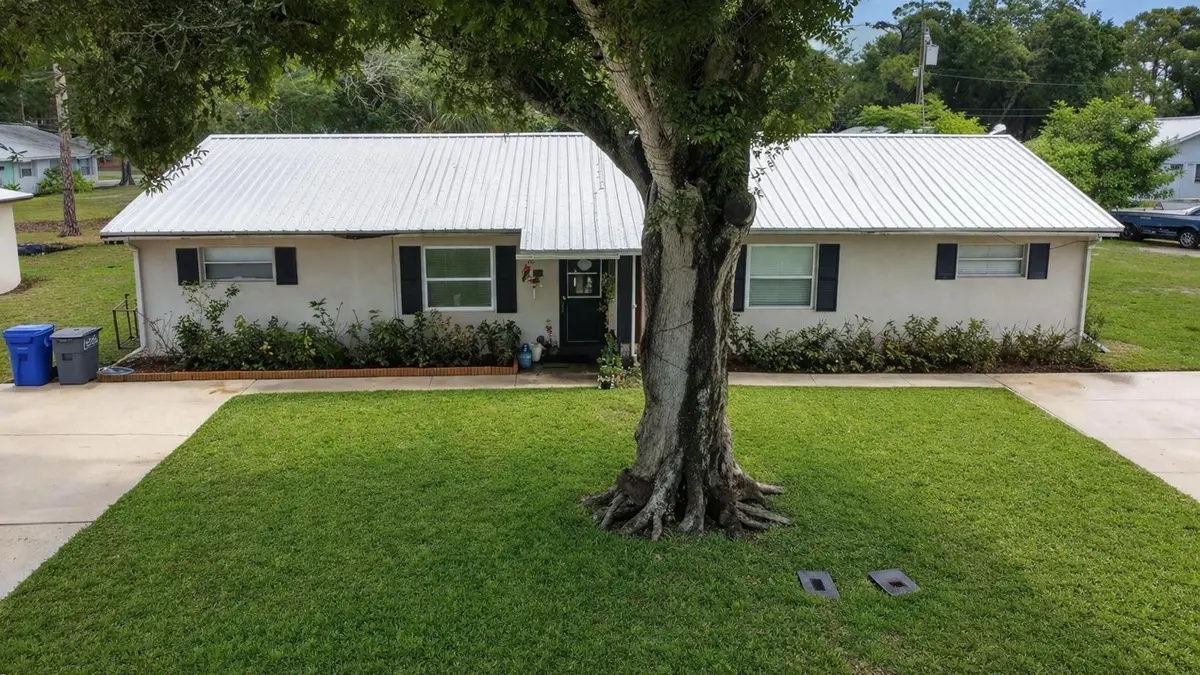 WhatsApp Image 2026-04-12 at 8.47.41 PM at 1504 41st Avenue, Vero Beach