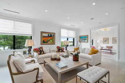 150 Bradley Place 203, Palm Beach – leased