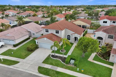18930 NW 10th Terrace, Pembroke Pines – sold