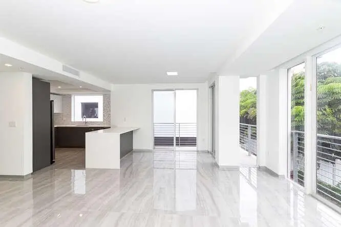 Photo 7 at 700 NE 14th Avenue 206, Fort Lauderdale