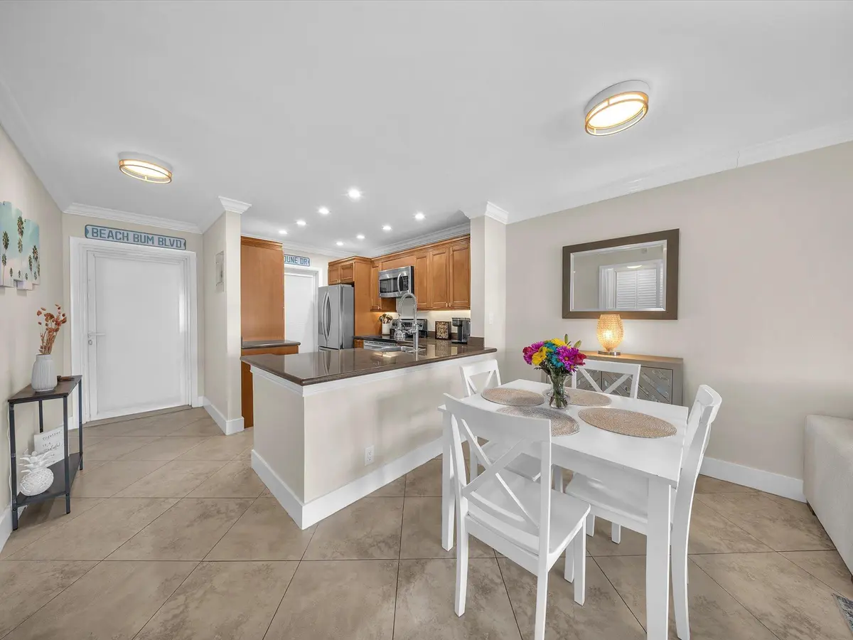 Dining Room at 1461 S Ocean Boulevard 218, Lauderdale-By-The-Sea