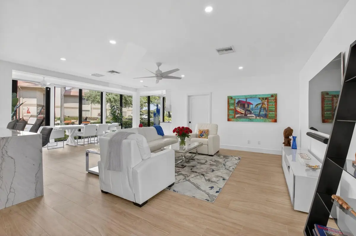 Open Floor Plan at 19355 Sabal Lake Drive 5031, Boca Raton