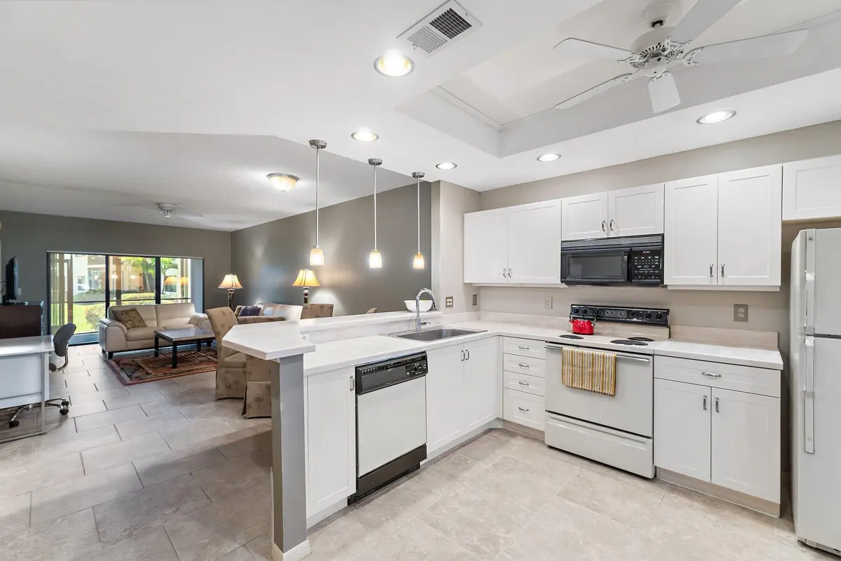 Kitchen at 6503 SE Williamsburg Drive 104, Hobe Sound