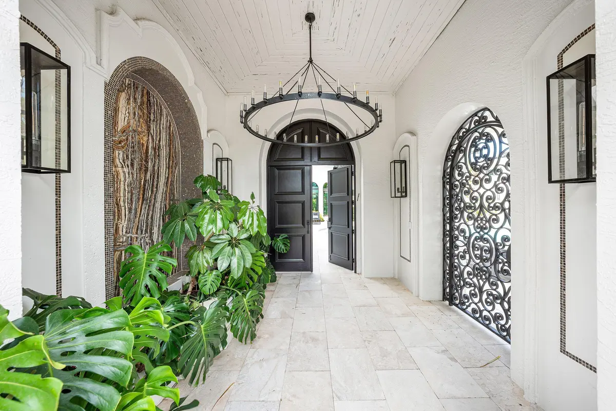 Courtyard Entry at 3633 Carlton Place, Boca Raton