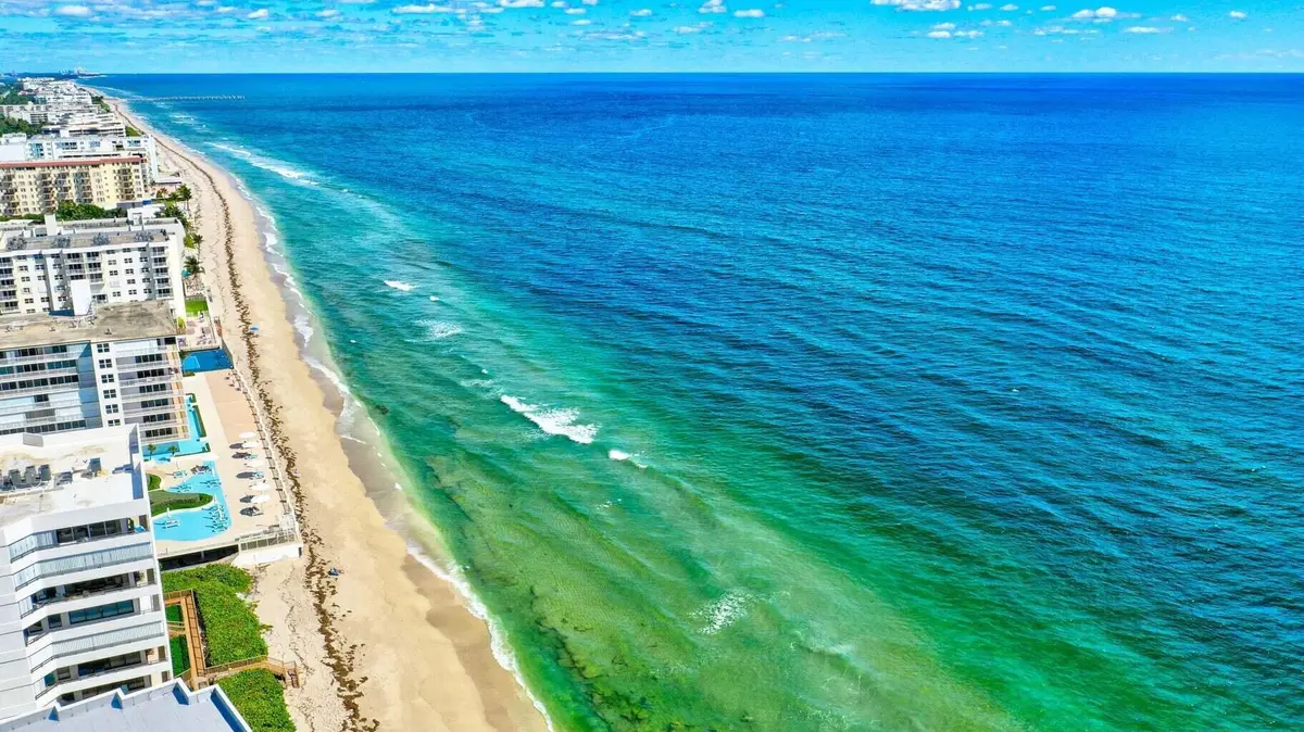 mayfair 512 b at 3589 S Ocean Boulevard 512, South Palm Beach