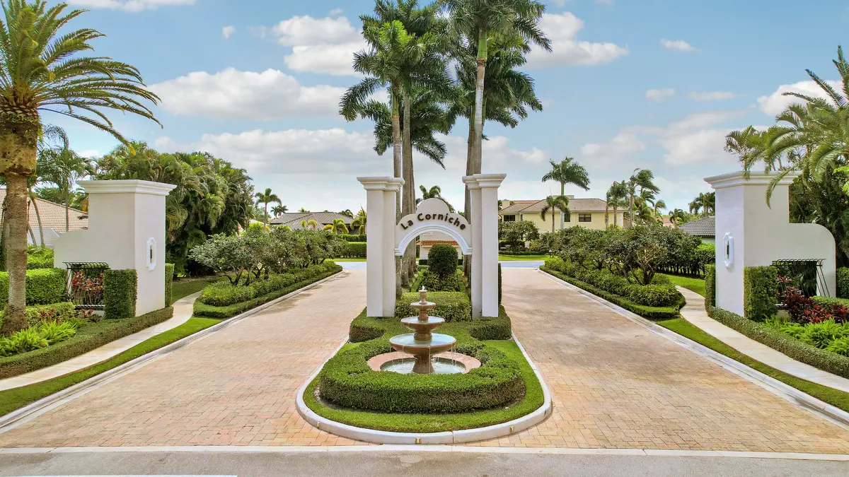La Corniche at 7762 La Corniche Circle, Boca Raton