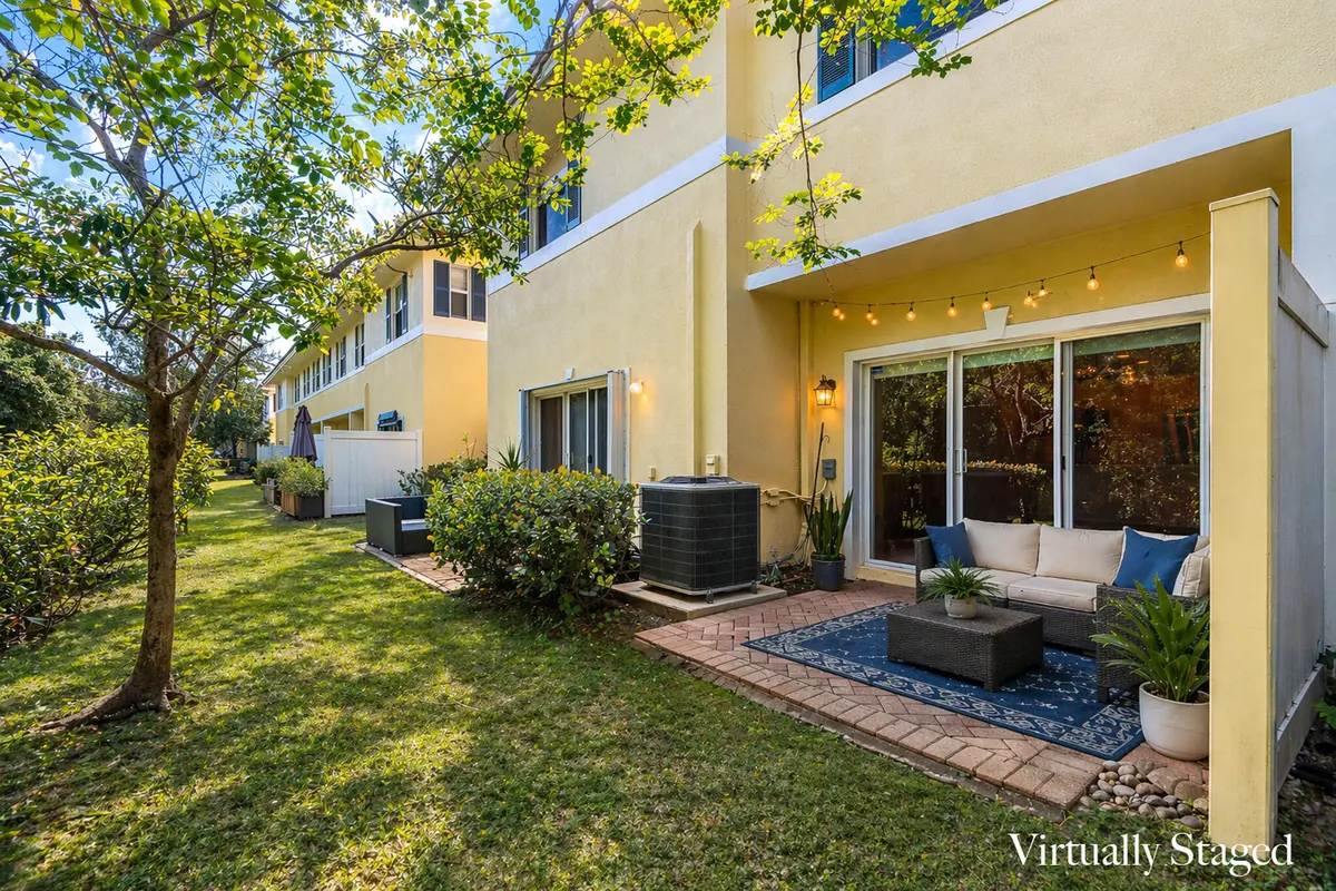 Virtually Staged at 2543 NW 31st Court 2543, Oakland Park
