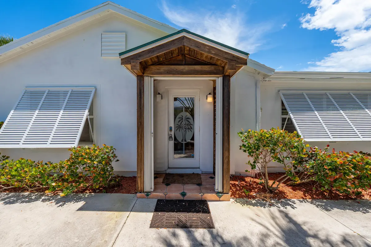 Mls-Res-5887 at 205 N 18th Ave Avenue, Lake Worth Beach