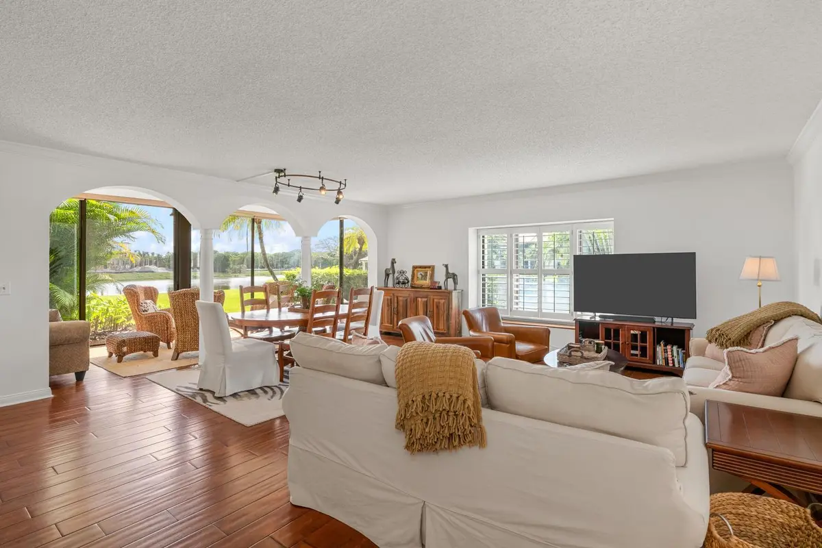 DSC 1337-019-022-1500x1000 at 13224 Polo Club Road A102, Wellington