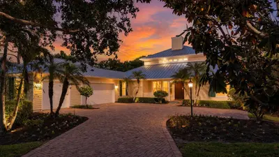 230 Oak Hammock Court, Vero Beach – Single Family Residence for sale