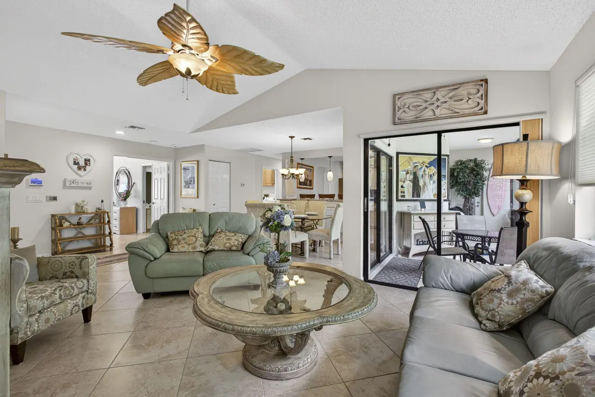 12-web-or-mls-BS1A7982 at 23 Lexington Lane B, Palm Beach Gardens