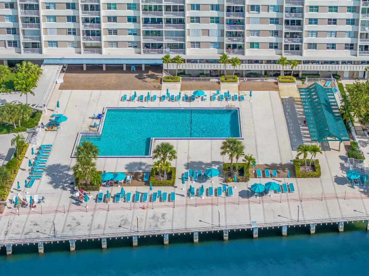 300 Bayview Dr-Sunny Isles Beach-Alina u at 300 Bayview Drive 1614, Sunny Isles Beach