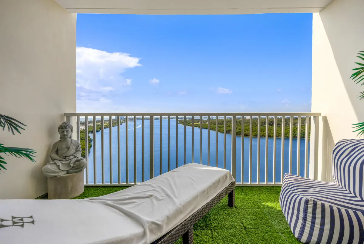 300 Bayview Dr-Sunny Isles Beach-Alina u at 300 Bayview Drive 1614, Sunny Isles Beach