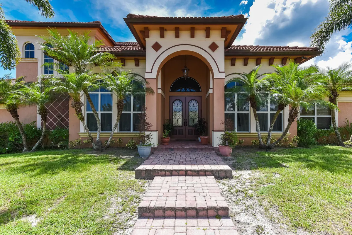 3646 S Jenkins Rd Fort Pierce-large-025- at 3646 S Jenkins Road, Fort Pierce