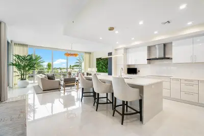 3 Water Club Way 401, North Palm Beach – Condominium for rent
