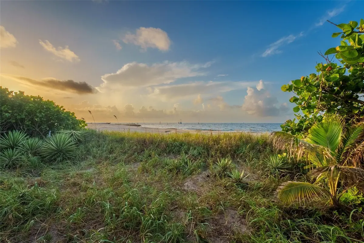 20240715212530779333000000-o at 3205 Beacon Street, Pompano Beach