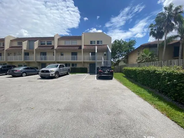 IMG_1386 at 3751 NW 115th Avenue 4-3, Coral Springs
