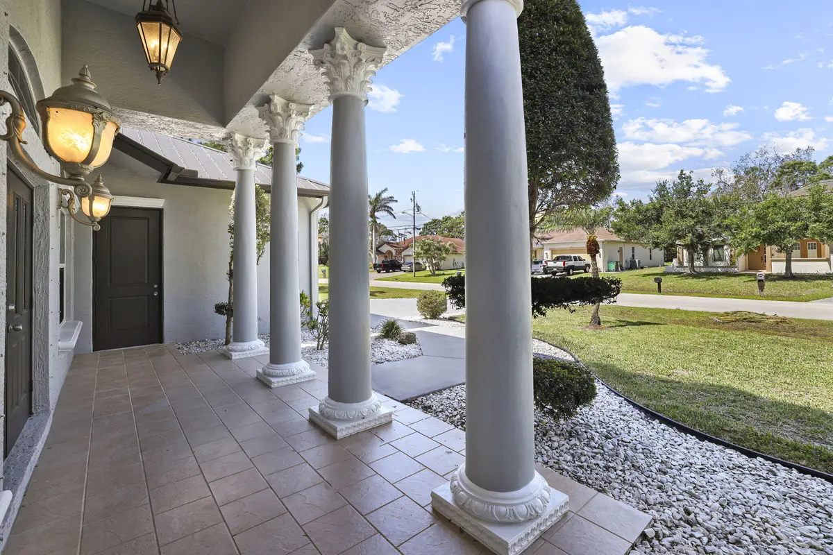 8-web-or-mls-3F2A8631 at 5445 NW Briscoe Drive, Port St. Lucie