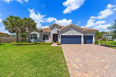 940 SW Canoe Creek Terrace, Palm City – sold