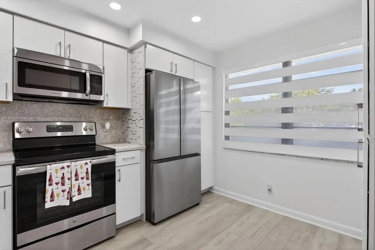 KITCHEN at 3201 Portofino Point F1, Coconut Creek