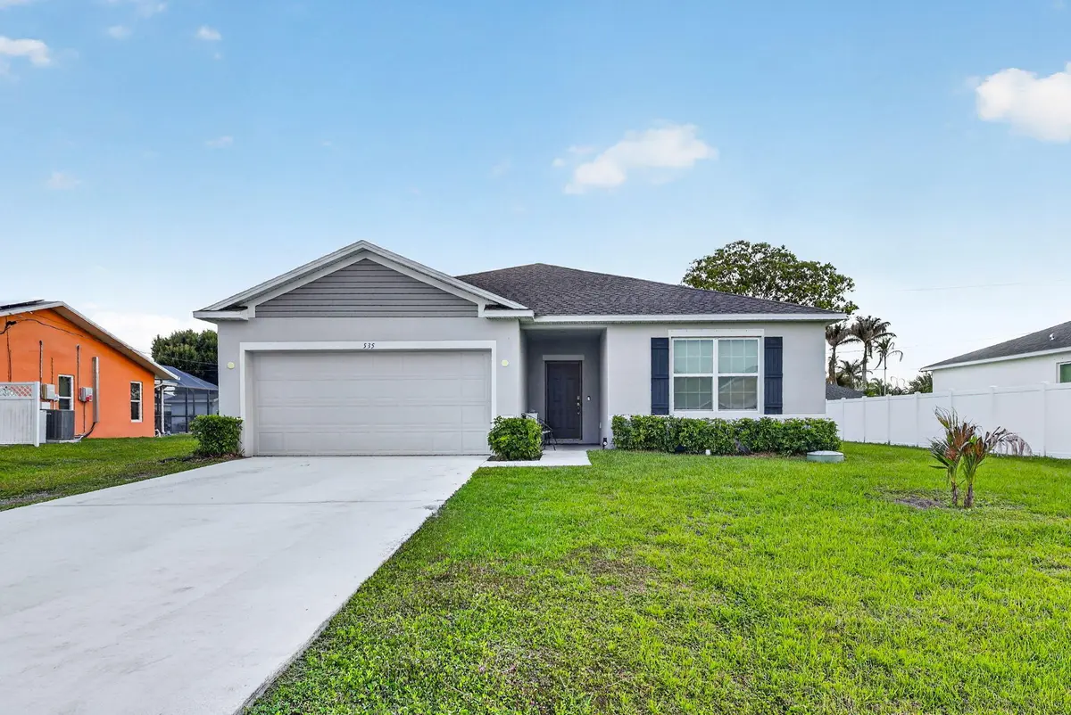 1-web-or-mls-5P1A4531 at 535 SW Butler Avenue, Port St. Lucie