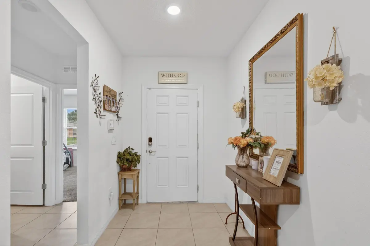 5-web-or-mls-5P1A4600 at 535 SW Butler Avenue, Port St. Lucie