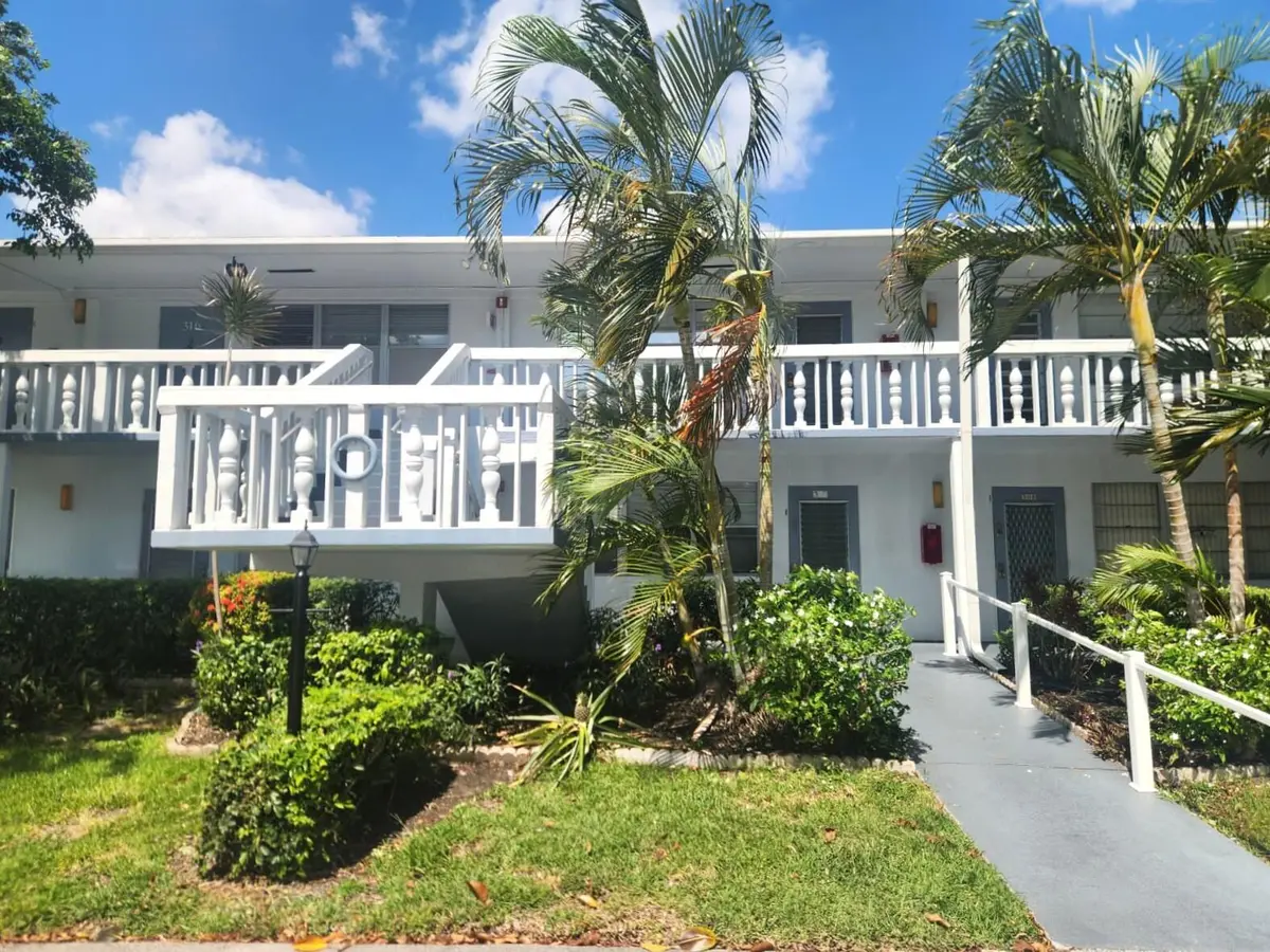 ext front 1 at 307 Tilford O 307, Deerfield Beach