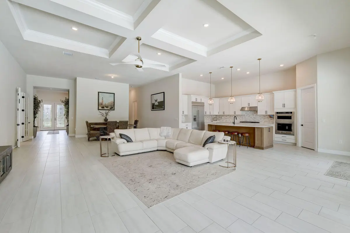 Balsamo Dr-008 at 9234 Balsamo Drive, Palm Beach Gardens