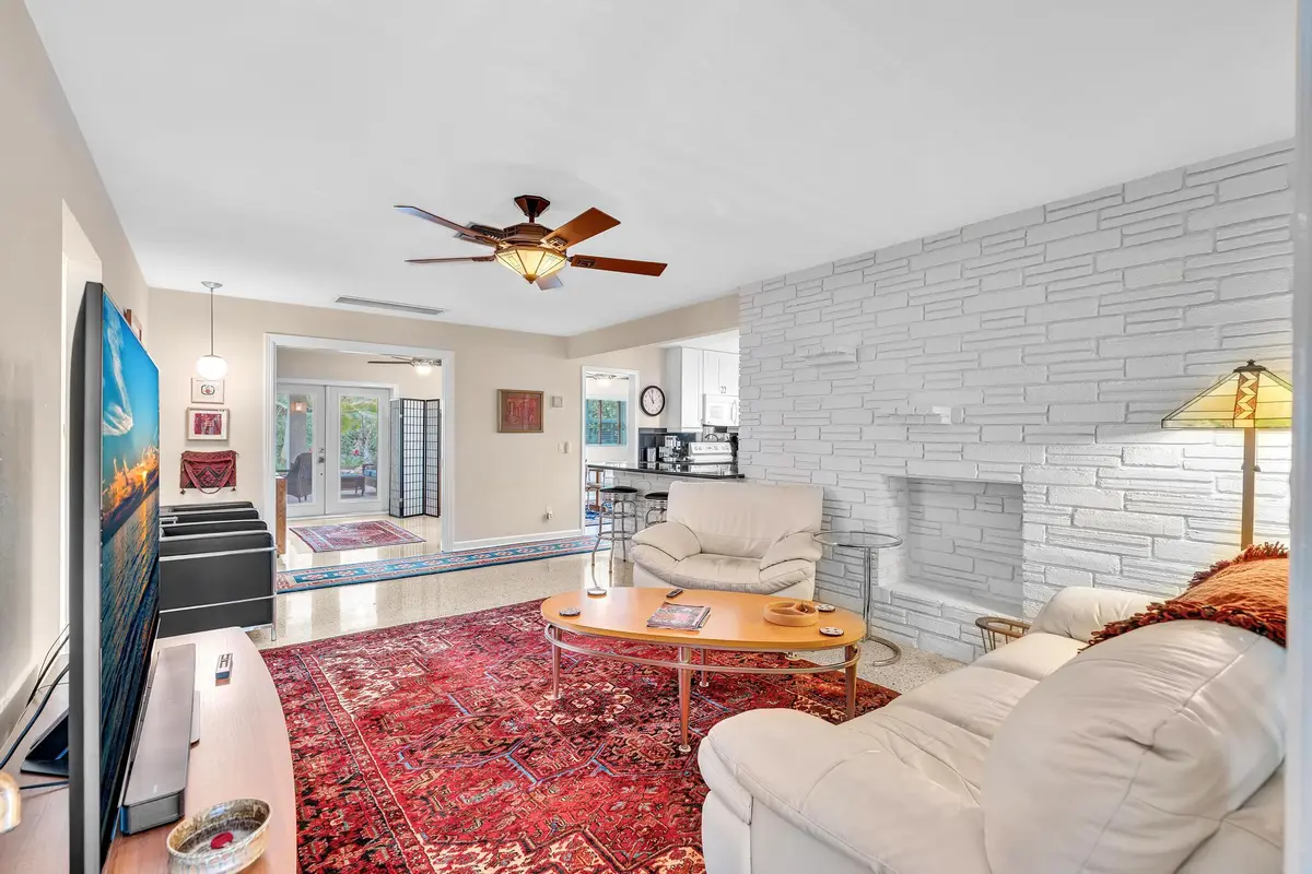 LIVING AREA at 137 Auburn Drive, Lake Worth Beach