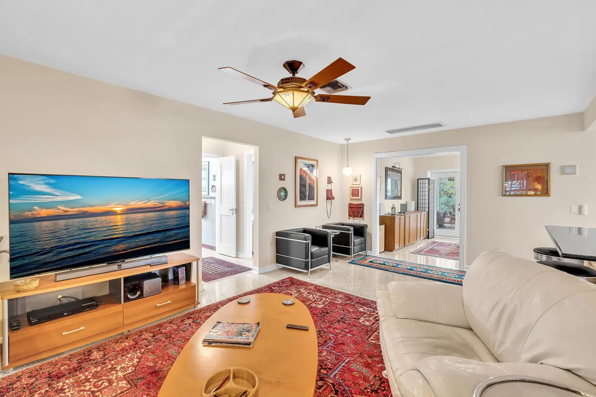 LIVING AREA at 137 Auburn Drive, Lake Worth Beach