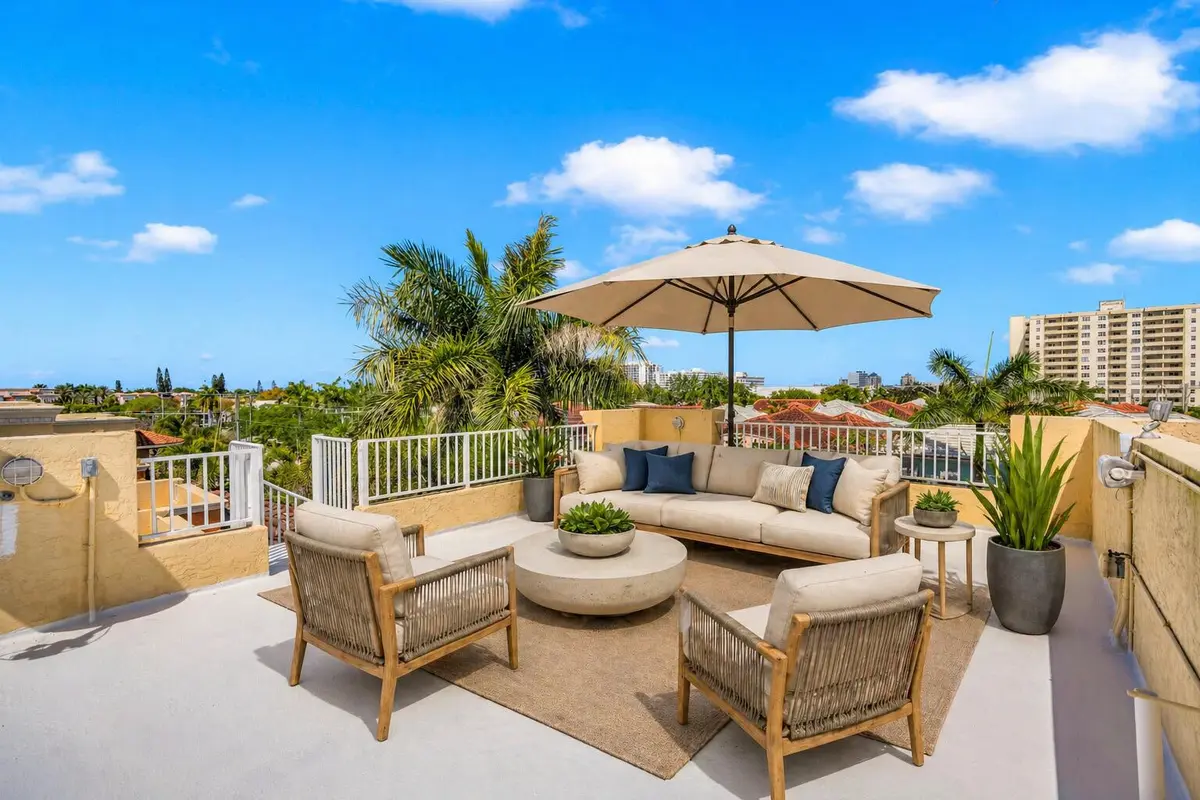 image at 903 NE 17th Way 104, Fort Lauderdale