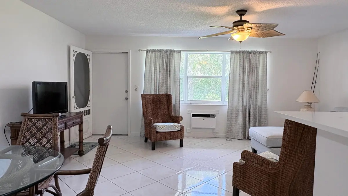 CONDO ENTRY at 200 Horizon 102, Boynton Beach