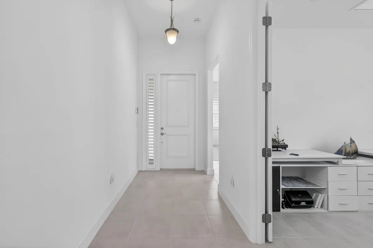 4-web-or-mls-5P1A7953 at 12440 SW Blue Mangrove Parkway, Port St. Lucie