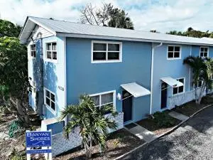 4220 NE Indian River Dr. Drive #2, Jensen Beach – Townhouse for rent