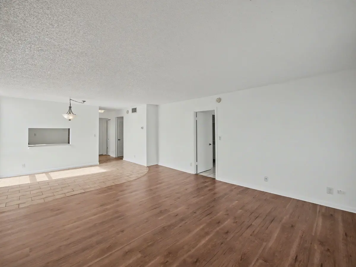 4-web-or-mls-003 at 4800 Bayview Drive 606, Fort Lauderdale