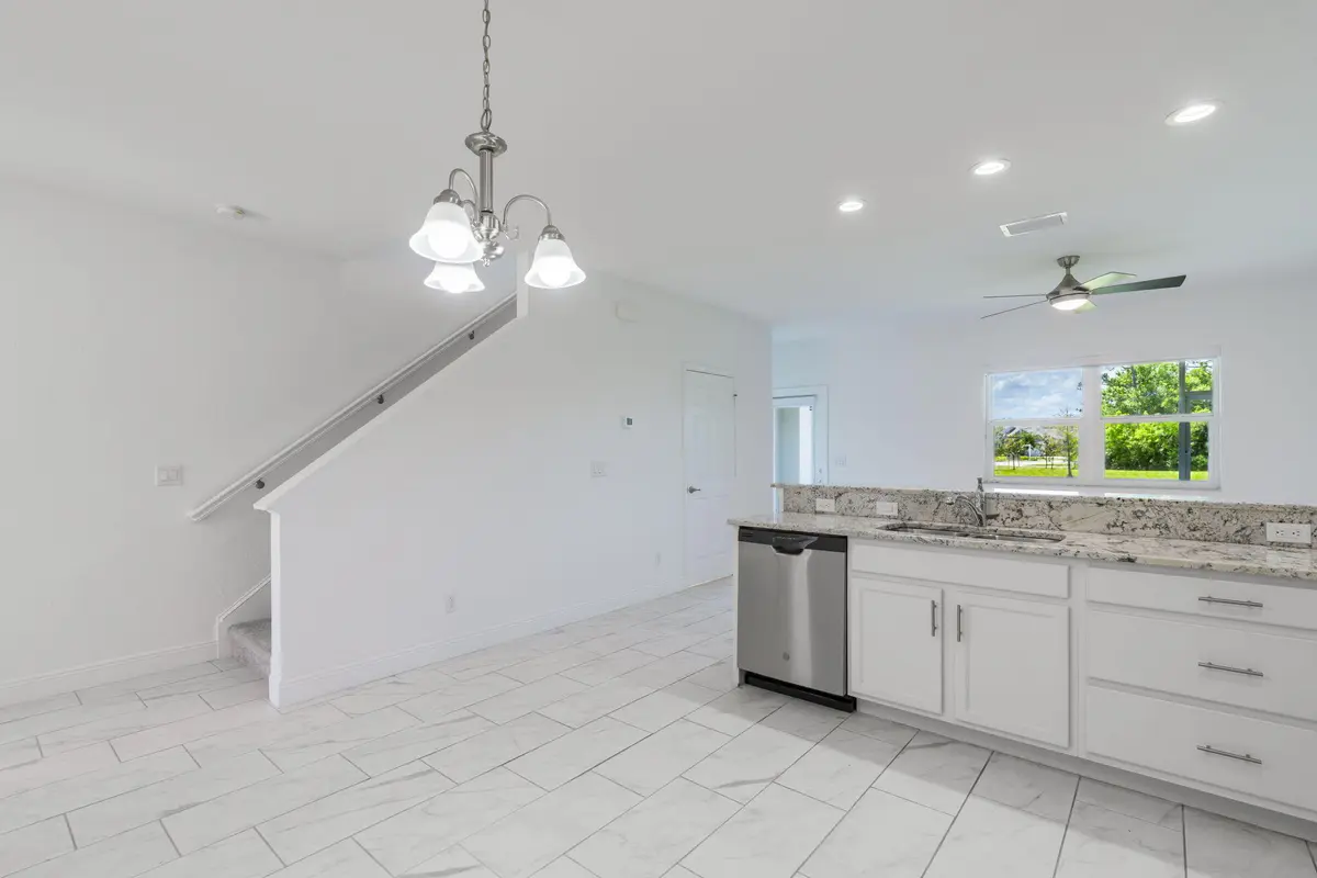 6-web-or-mls-iPixx_01_3 at 696 NE Waters Edge Lane, Port St. Lucie