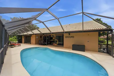 2490 Deer Creek Lob Lolly Lane, Deerfield Beach – Single Family Residence for sale