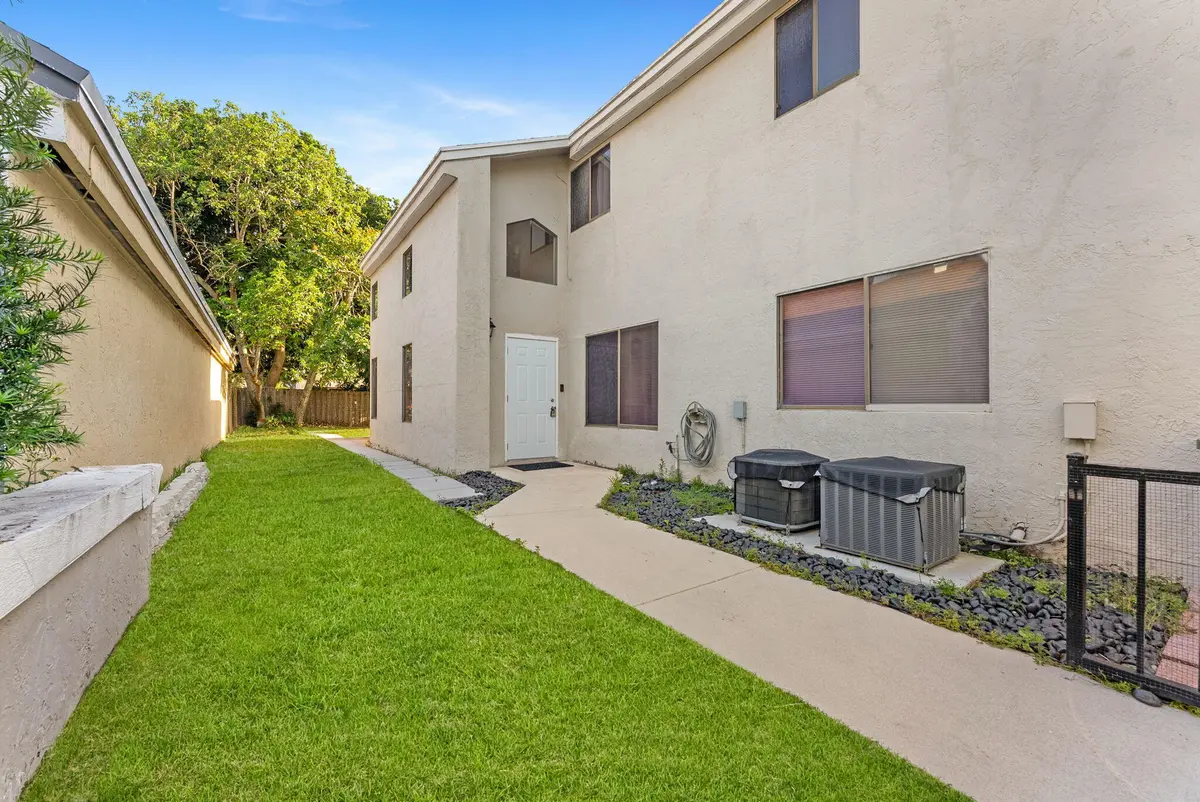 5-web-or-mls-05-5 at 3700 NW 20th Street, Coconut Creek