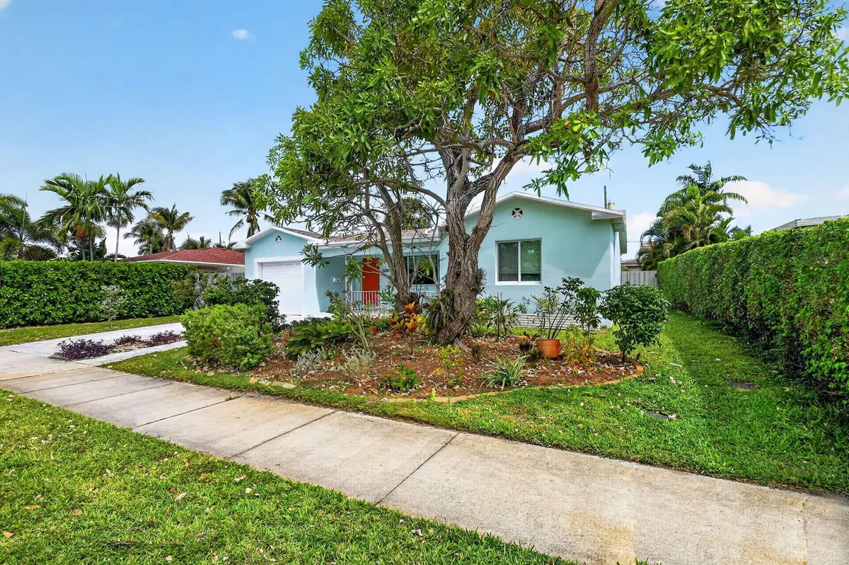 2-web-or-mls-DSC_5716 at 146 Wellesley Drive, Lake Worth Beach