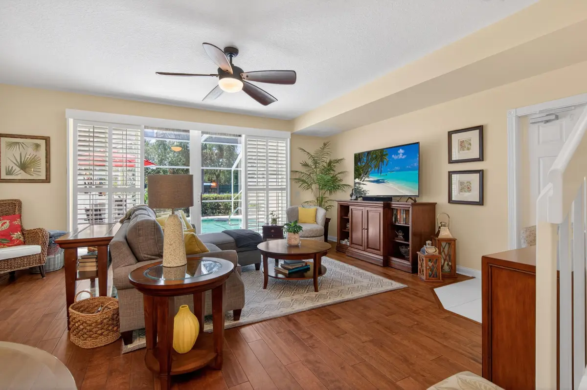 IMG_8062 at 423 Capistrano Drive, Palm Beach Gardens