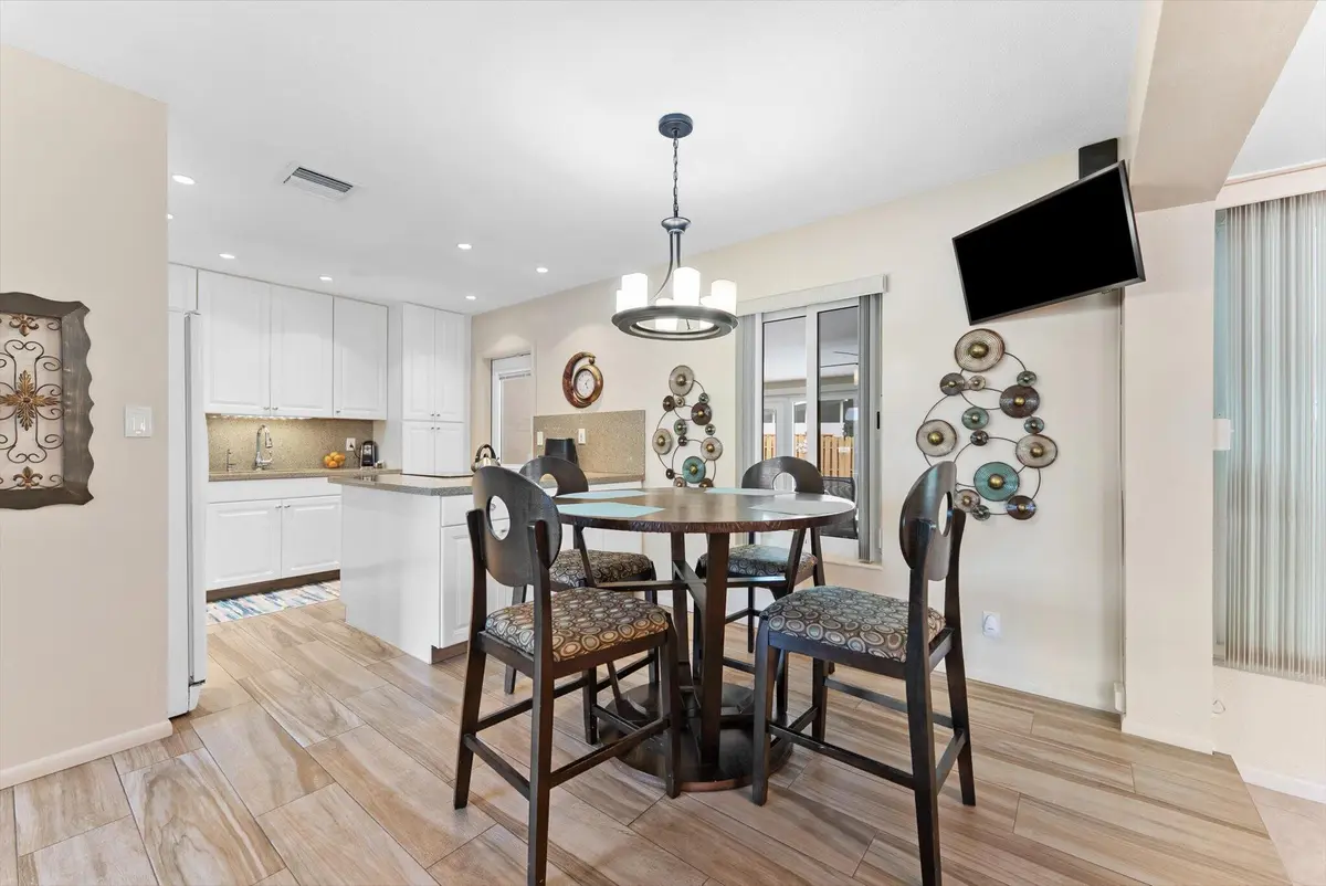 11-11 at 2625 NW 3rd Avenue, Wilton Manors