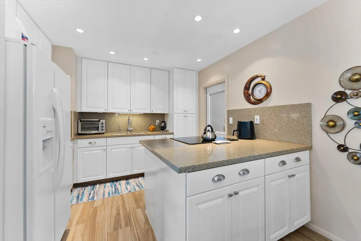 12-12 at 2625 NW 3rd Avenue, Wilton Manors