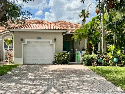 7801 S Aragon Boulevard 4, Sunrise – sold