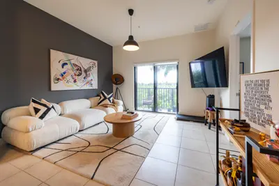 7925 NW 104th Avenue 24, Doral – Condominium for sale