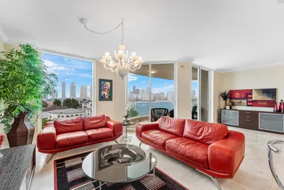 6000 Island Boulevard 604, Aventura – sold