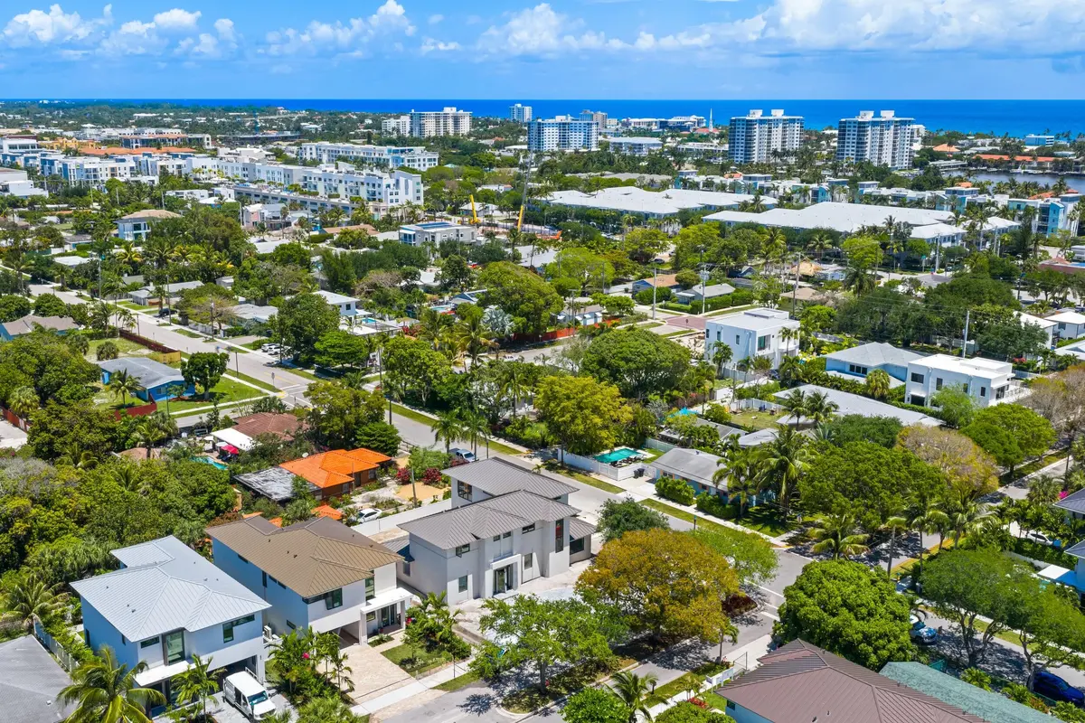 Aerial 8 at 215 SE 5th Street, Delray Beach