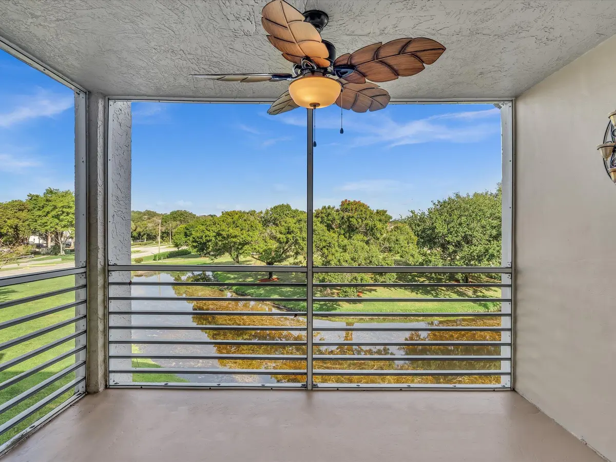 29-FPP00131 at 9470 Poinciana Place 303, Davie