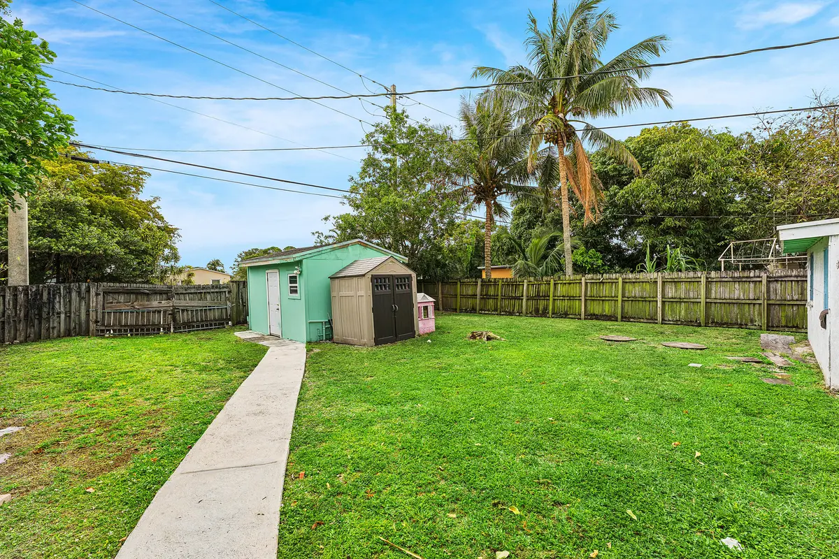 026-522JacksonAvenue-Greenacres-FL-33463 at 522 Jackson Avenue, Greenacres