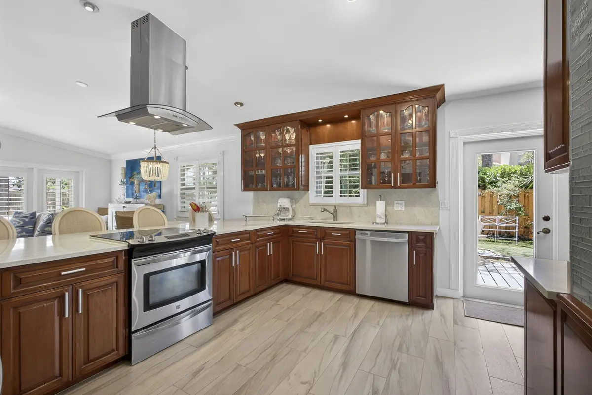 Kitchen at 13230 Saint Tropez Circle, Palm Beach Gardens